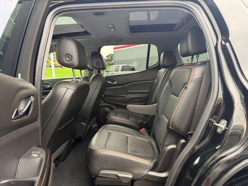 Used 2022 GMC Acadia AT4 w/ Preferred Package AWD/4WD image 12