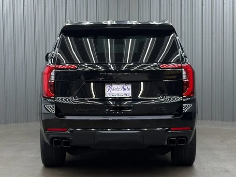 Used 2026 GMC Yukon Denali w/ Sun & Power Step Package AWD/4WD image 4