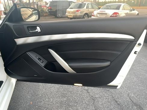 Used 2013 INFINITI G37 x Coupe w/ Premium Pkg image 24