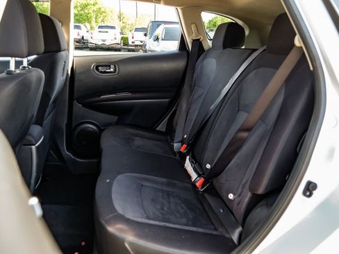 Used 2015 Nissan Rogue S w/ Convenience Package image 37