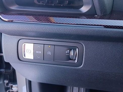 New 2026 Chevrolet Traverse RS image 16