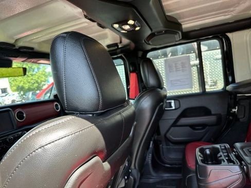 Used 2023 Jeep Wrangler Unlimited Rubicon 392 AWD/4WD image 12