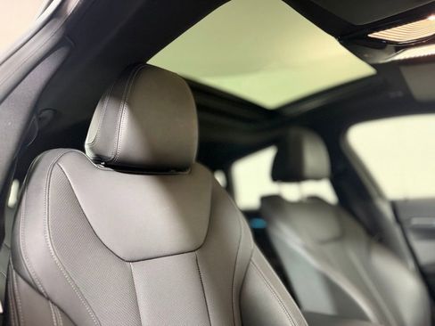 Used 2025 BMW 430i xDrive w/ Premium Package image 11