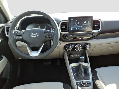 New 2026 Hyundai Venue SEL image 8