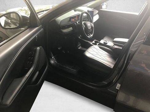 Used 2023 Ford Mustang Mach-E Select RWD image 3
