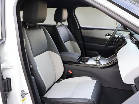 Used 2026 Land Rover Range Rover Velar S image 18