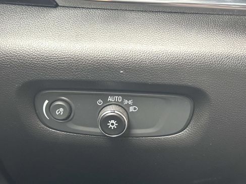 Certified 2023 Chevrolet Traverse RS w/ LPO, Floor Liner Package image 27