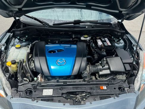 Used 2013 MAZDA MAZDA3 i Sport FWD image 16