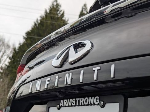 Used 2019 INFINITI QX50 Luxe w/ Navigation Package FWD image 32