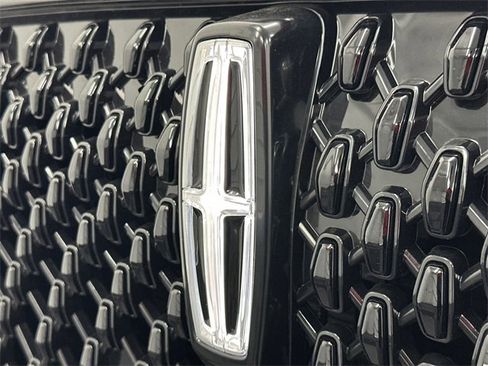 New 2026 Lincoln Aviator Reserve image 15