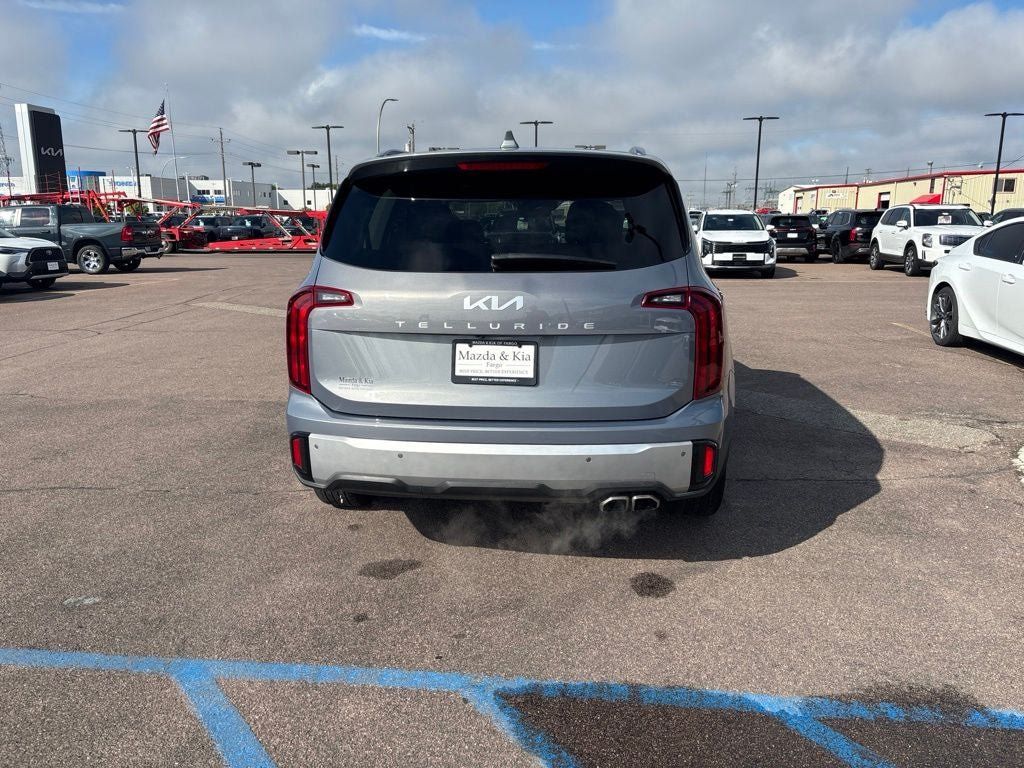 Used 2024 Kia Telluride S FWD image 6