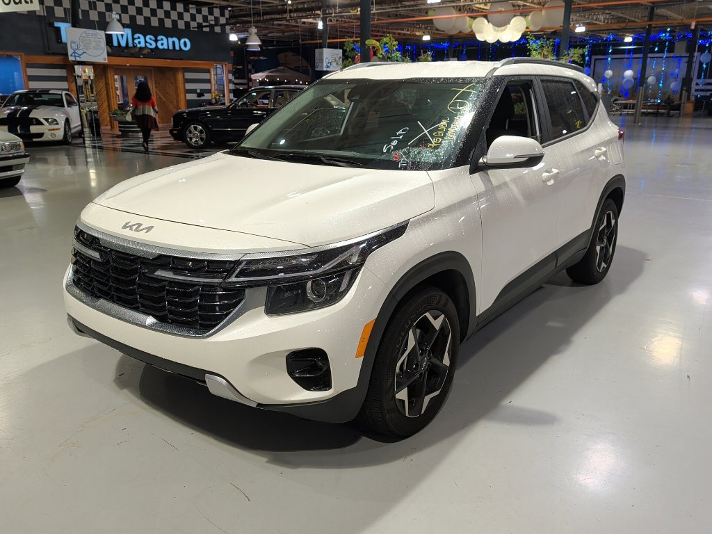 Used 2025 Kia Seltos S FWD image 1