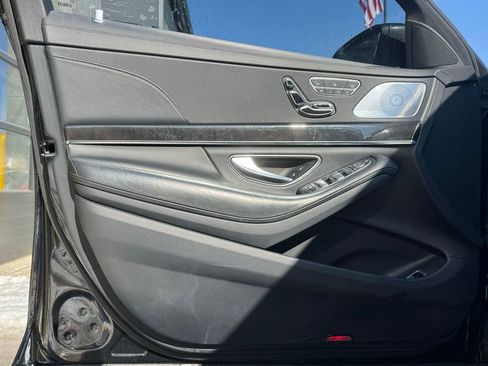 Used 2019 Mercedes-Benz S 560 4MATIC Sedan w/ AMG Line Exterior image 21
