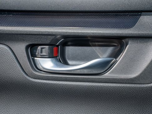 Certified 2025 Honda CR-V EX image 27