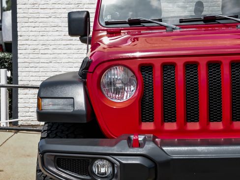 Used 2019 Jeep Wrangler Sport AWD/4WD image 33