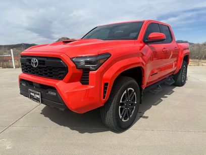 Used 2024 Toyota Tacoma TRD Sport w/ TRD Sport Upgrade Package