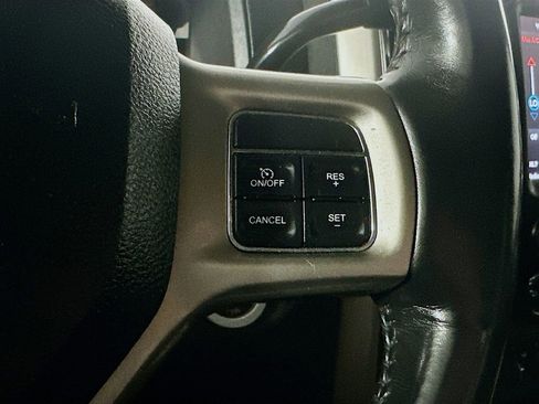 Used 2018 RAM 2500 Laramie w/ Convenience Group image 26