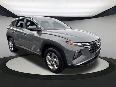 Certified 2024 Hyundai Tucson SE image 4