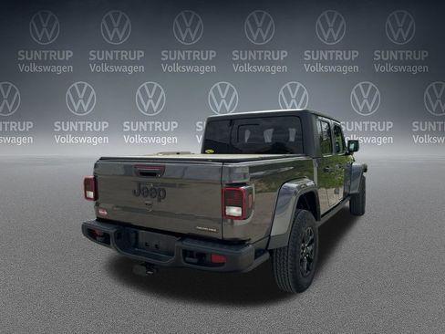 Used 2023 Jeep Gladiator Sport S image 6