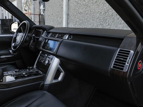 Used 2013 Land Rover Range Rover Supercharged image 14