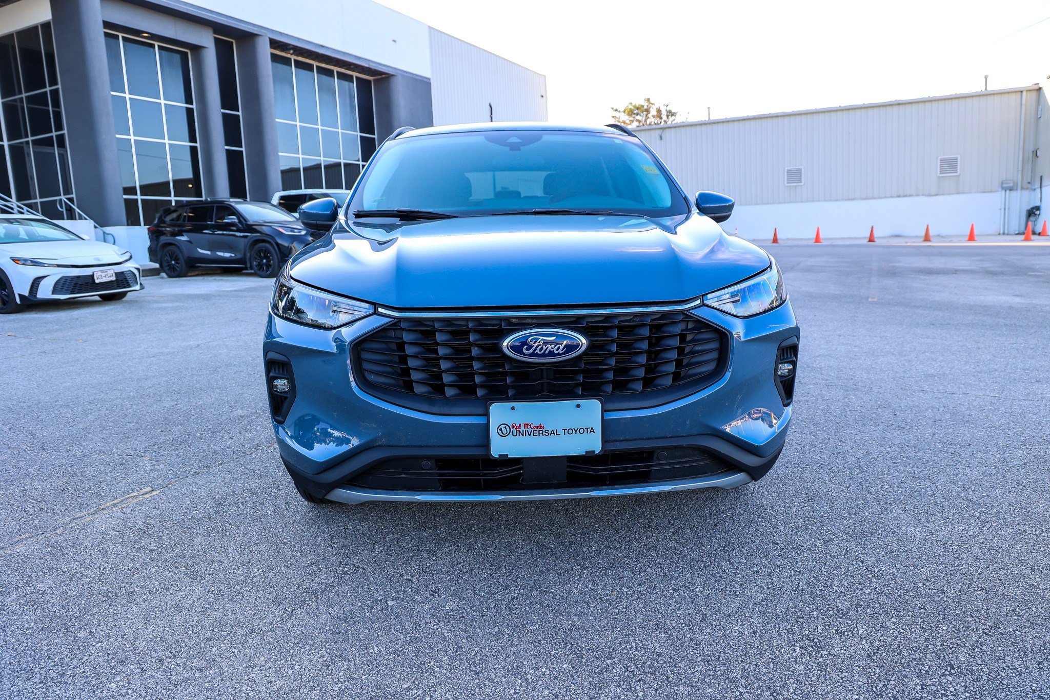 Used 2026 Ford Escape SE FWD image 3