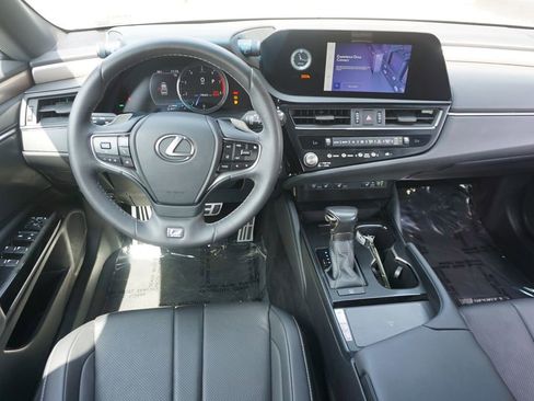 Used 2023 Lexus ES 350 F Sport w/ Accessory Package (Z2) FWD image 6