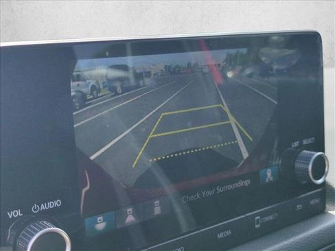 Used 2025 Honda Civic Sport image 13