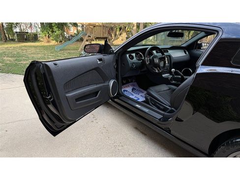 Used 2013 Ford Mustang Shelby GT500 image 48