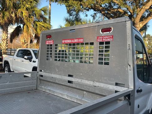 Used 2018 Ford Transit 250 138 RWD image 18