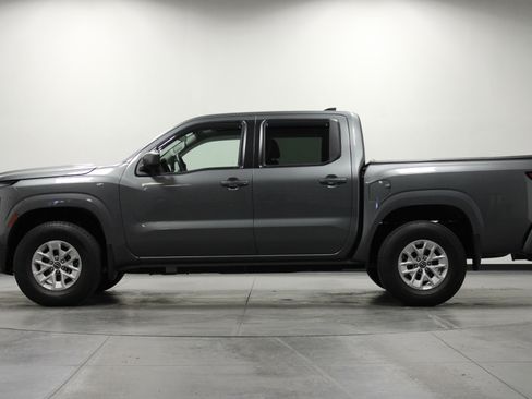 Used 2024 Nissan Frontier SV w/ Technology Package AWD/4WD image 7