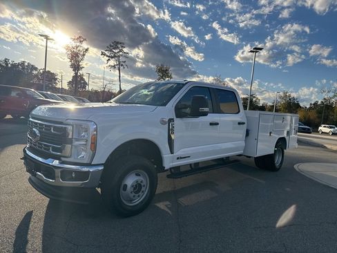 New 2026 Ford F350 XL w/ XL Chrome Package AWD/4WD image 8