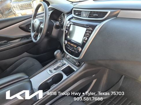 Used 2023 Nissan Murano S FWD image 11