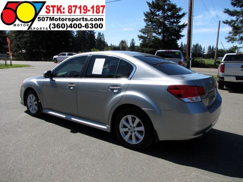 Used 2011 Subaru Legacy 2.5i Premium w/ All-Weather Pkg image 3