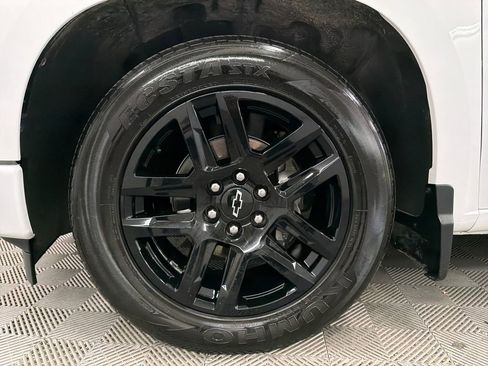 Used 2022 Chevrolet Silverado 1500 Custom AWD/4WD image 11