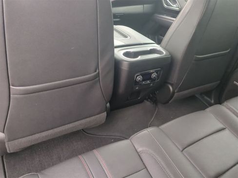 Used 2023 Chevrolet Suburban RST image 19