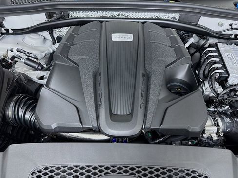 New 2026 Porsche Macan S image 35