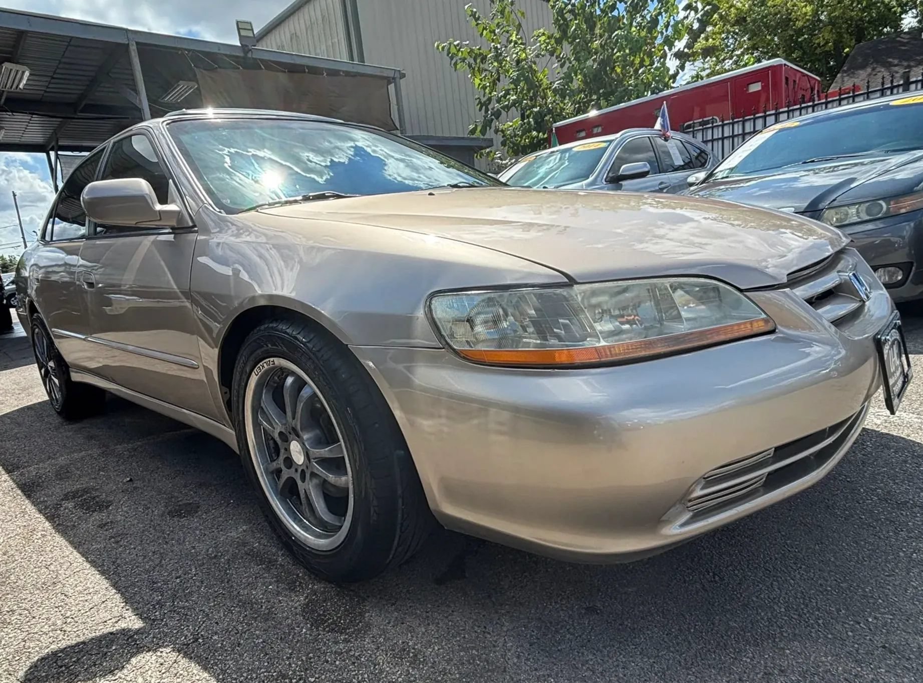 Used 2000 Honda Accord EX image 1