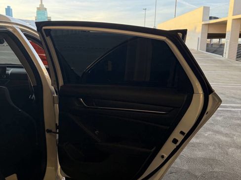 Used 2018 Honda Accord LX image 17