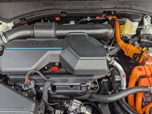 Certified 2025 Hyundai Santa Fe Limited FWD image 16