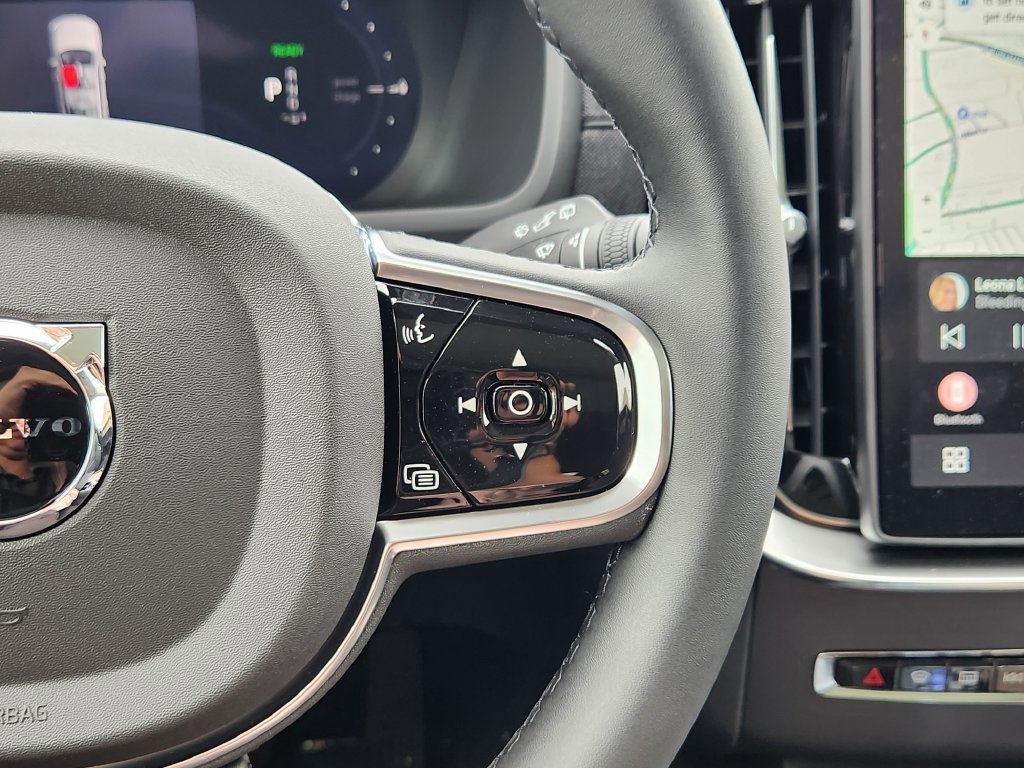 New 2026 Volvo XC90 T8 Plus w/ Protection Package AWD/4WD image 18
