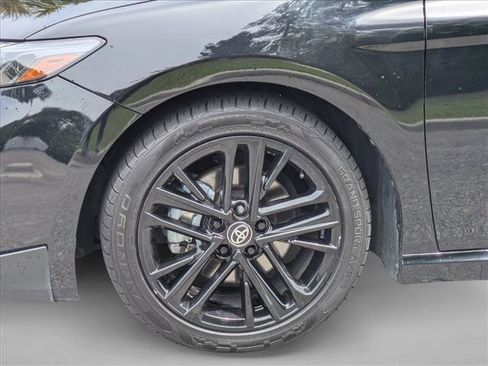 Used 2025 Toyota Camry SE FWD image 14