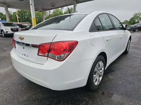 Used 2014 Chevrolet Cruze LS FWD image 14