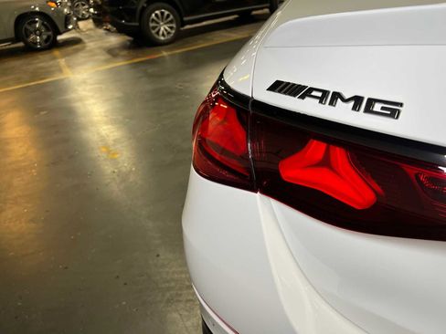 New 2026 Mercedes-Benz E 53 AMG e 4MATIC Sedan image 15