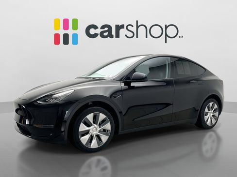 Used 2023 Tesla Model Y Long Range AWD/4WD image 1