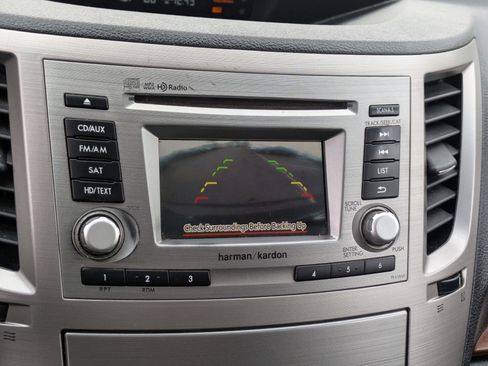 Used 2014 Subaru Outback 2.5i Limited w/ Moonroof Package image 23