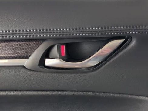 Used 2025 MAZDA CX-5 Carbon Edition image 23