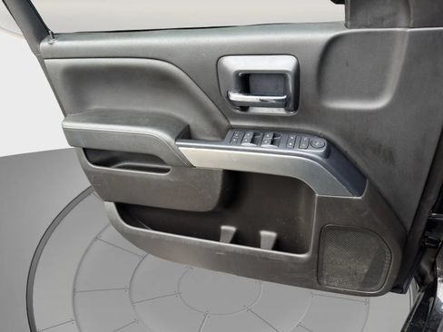 Used 2019 Chevrolet Silverado 1500 LT RWD image 12