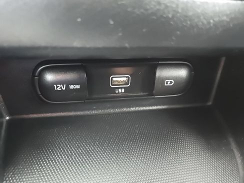 Used 2021 Kia Seltos EX AWD/4WD image 18