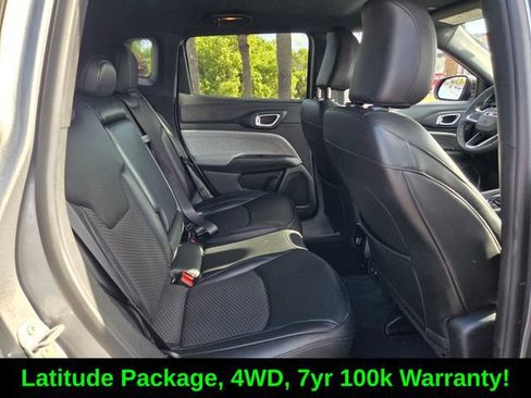 Used 2024 Jeep Compass Latitude AWD/4WD image 16