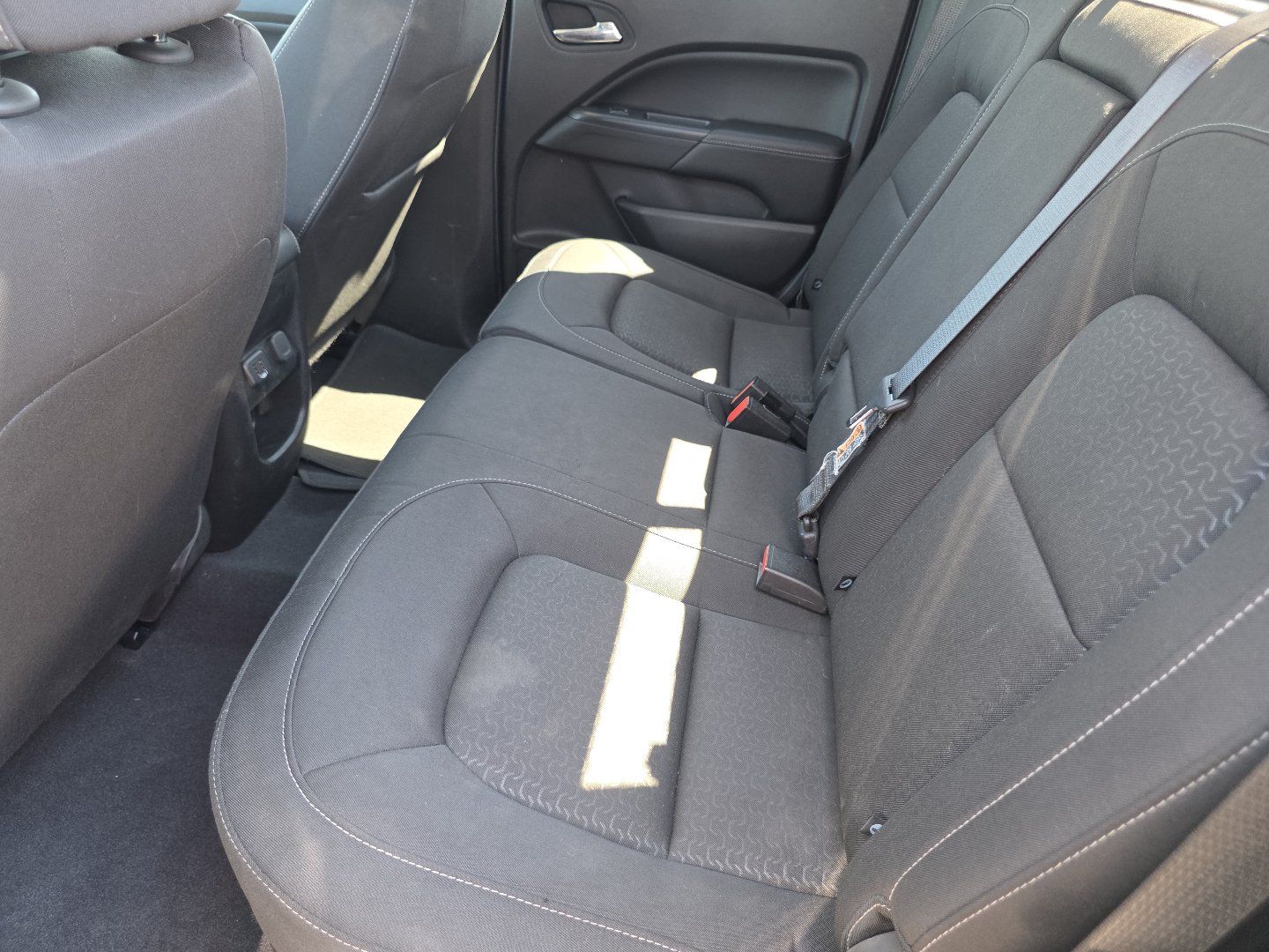 Used 2019 GMC Canyon SLE w/ Elevation Edition AWD/4WD image 18